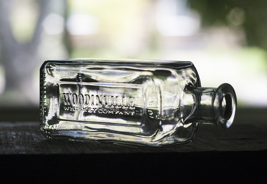 custom glass bottle design