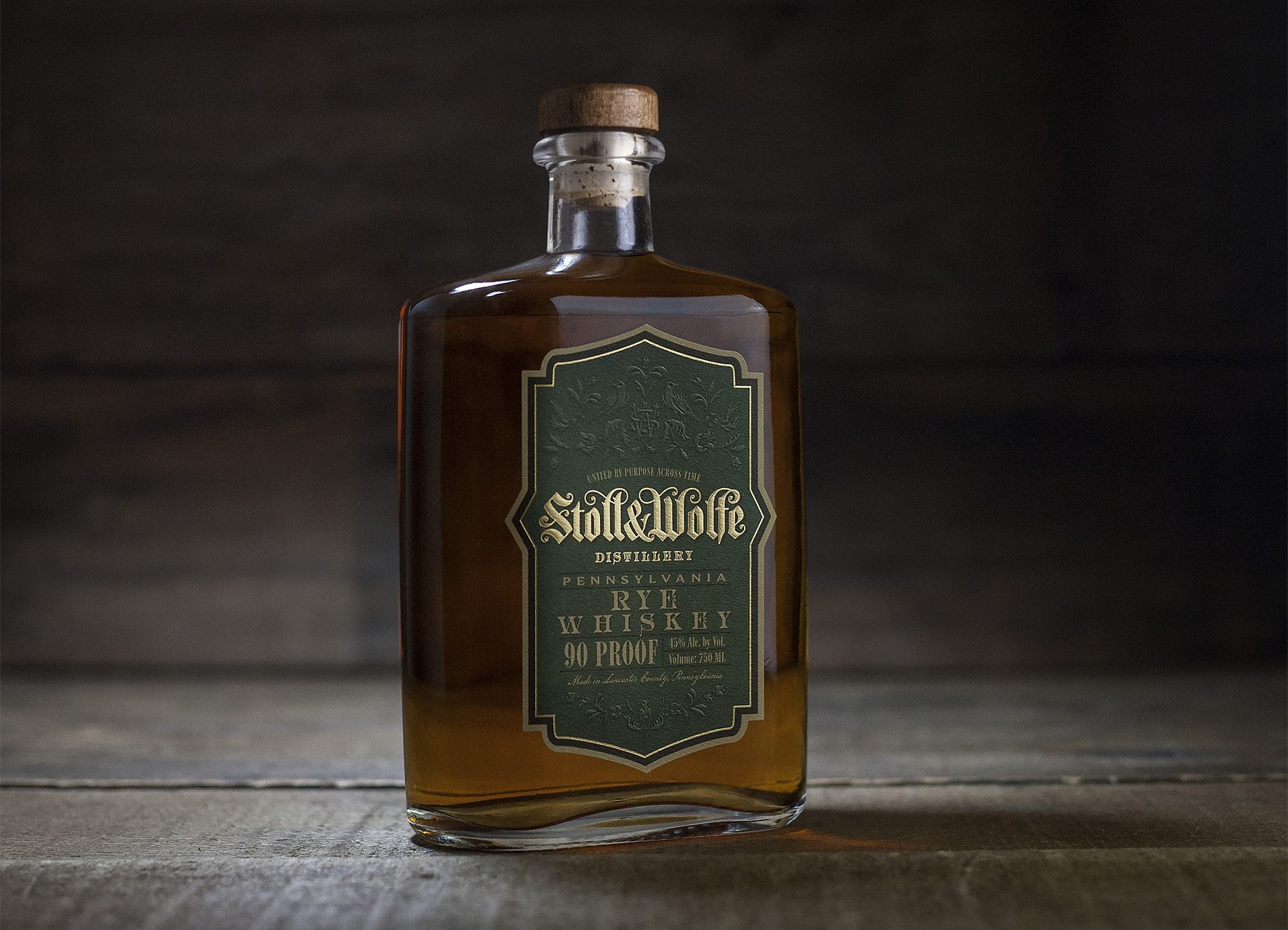 stoll & wolfe whiskey bottle